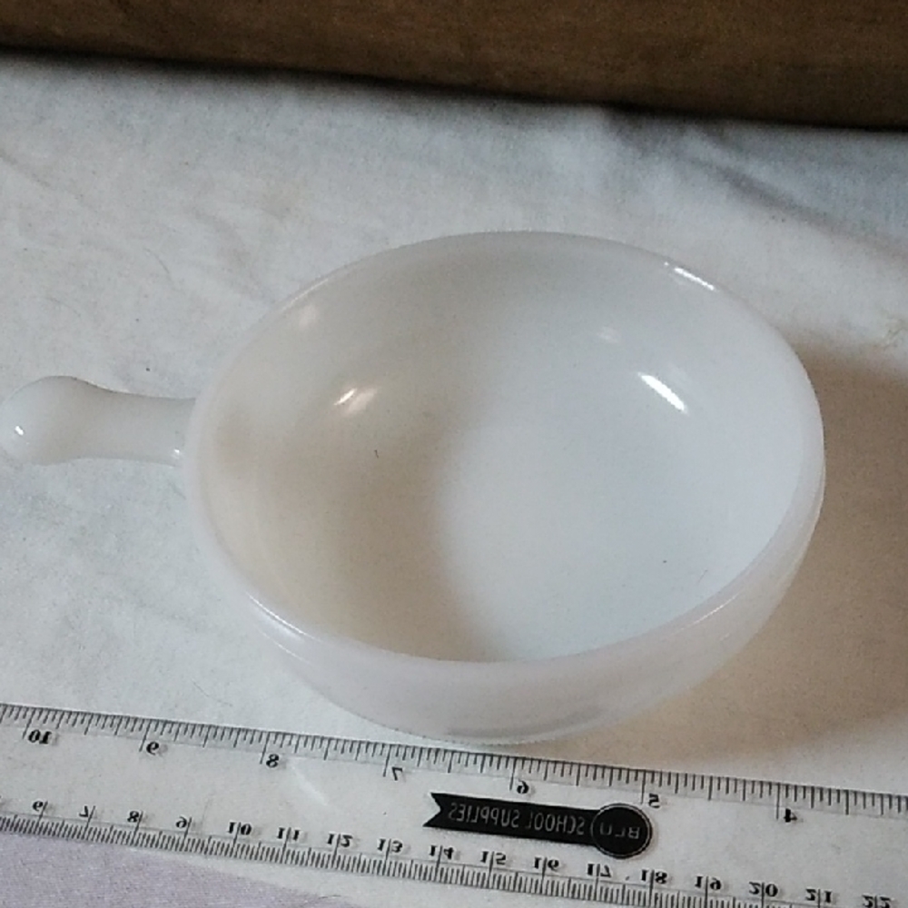 White Ceramic Soup Bowl with Handle